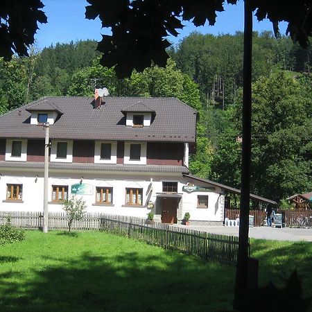 Hotel Saentis Komorni Lhotka Ngoại thất bức ảnh