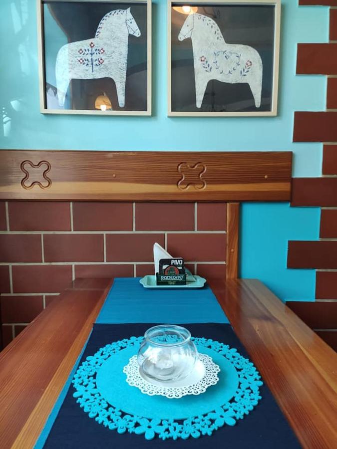 Hotel Saentis Komorni Lhotka Ngoại thất bức ảnh
