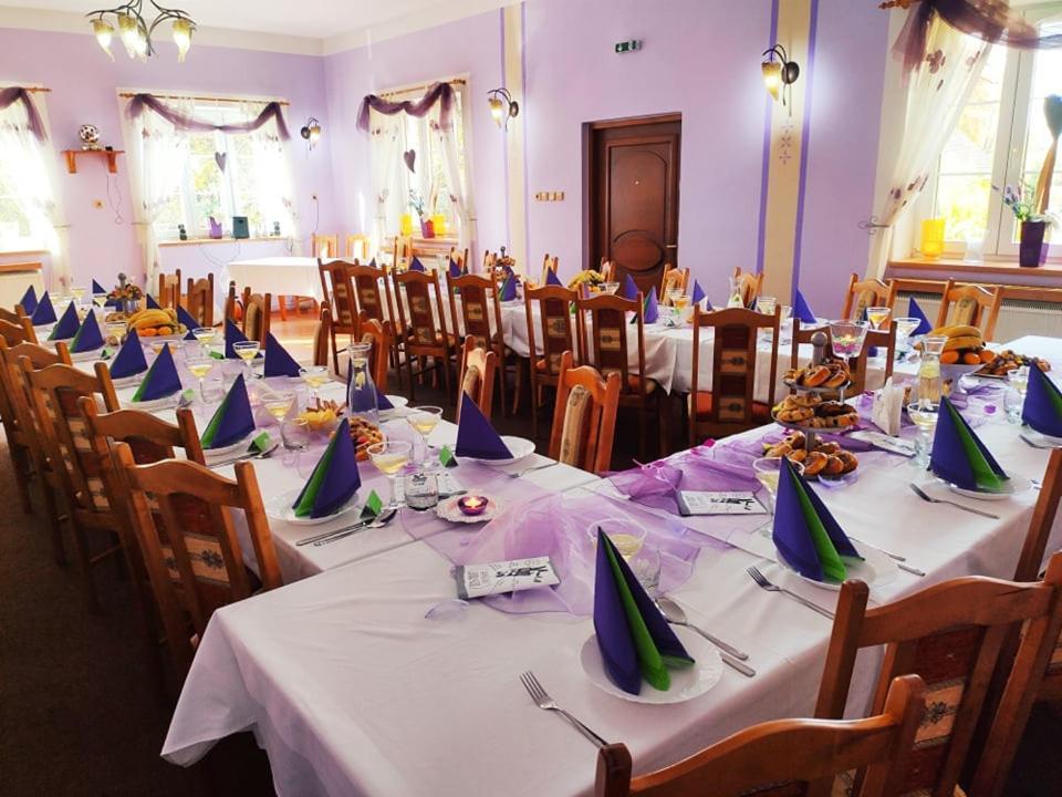 Hotel Saentis Komorni Lhotka Ngoại thất bức ảnh